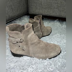 CIA CANADIENNE® Booties!! 
Fabriguean/AladeinCANADA